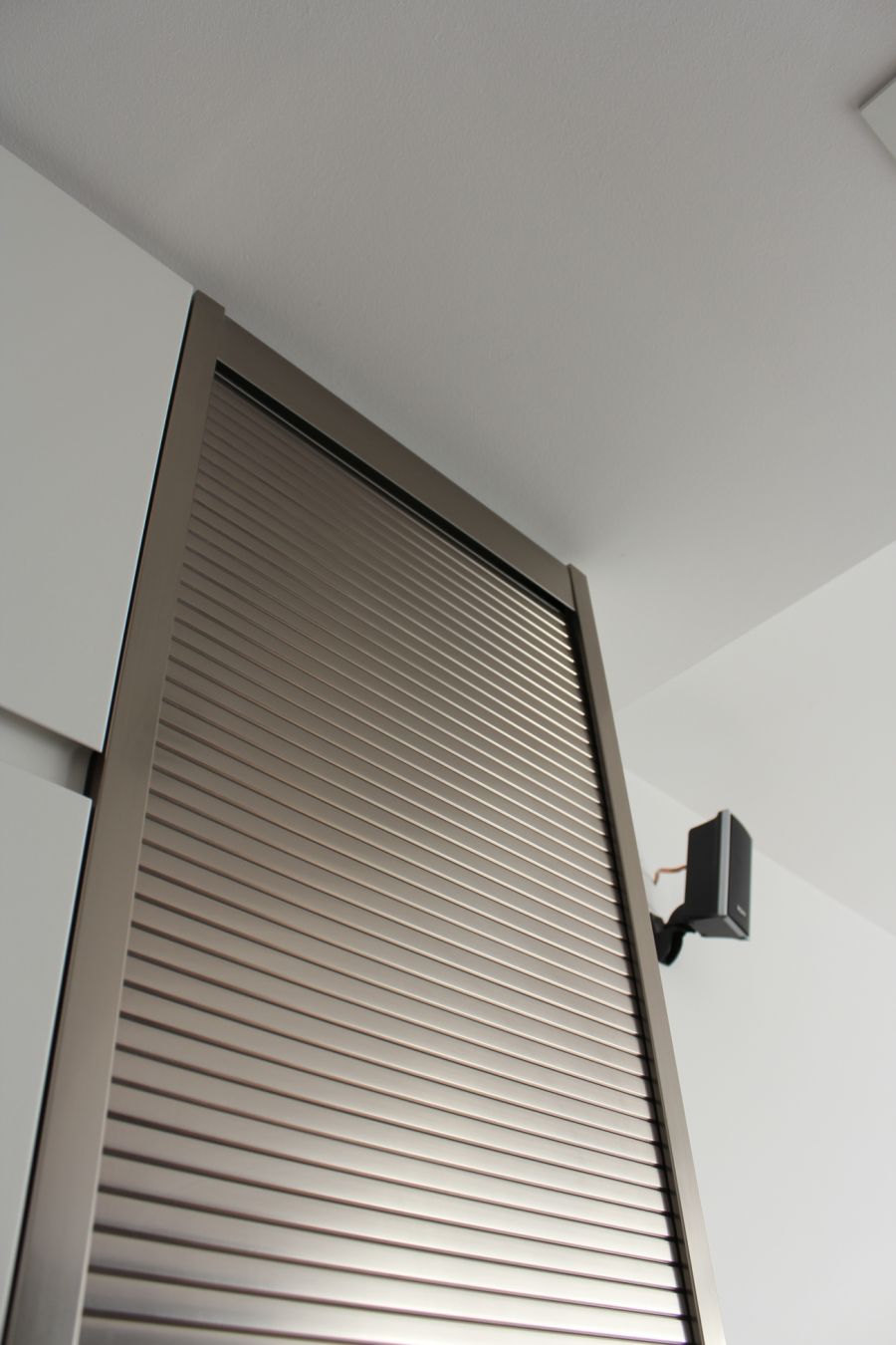 szafka żaluzjowa